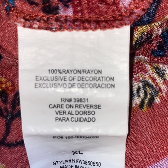 Floral Off The Shoulder Blouse - XL - Picture 5 of 5